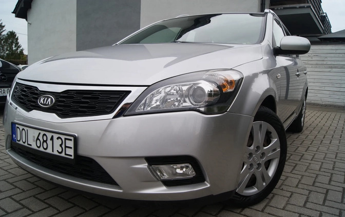 Kia Ceed cena 18600 przebieg: 215000, rok produkcji 2010 z Syców małe 352